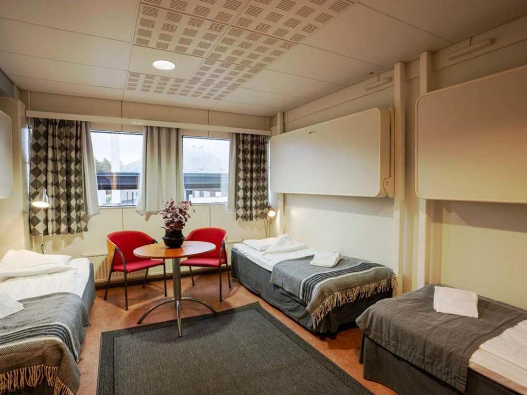 Hotel Tikkurila Вантаа Екстер'єр фото